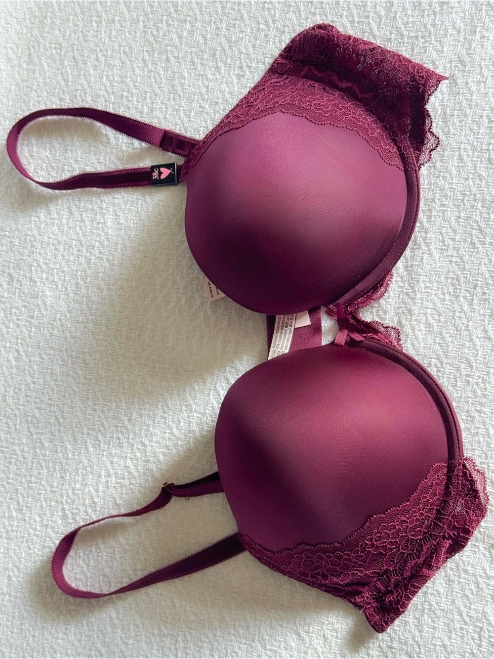 Victoria's Secret Dream Angels Smooth Lace-Trim Burgundy Bra NWT